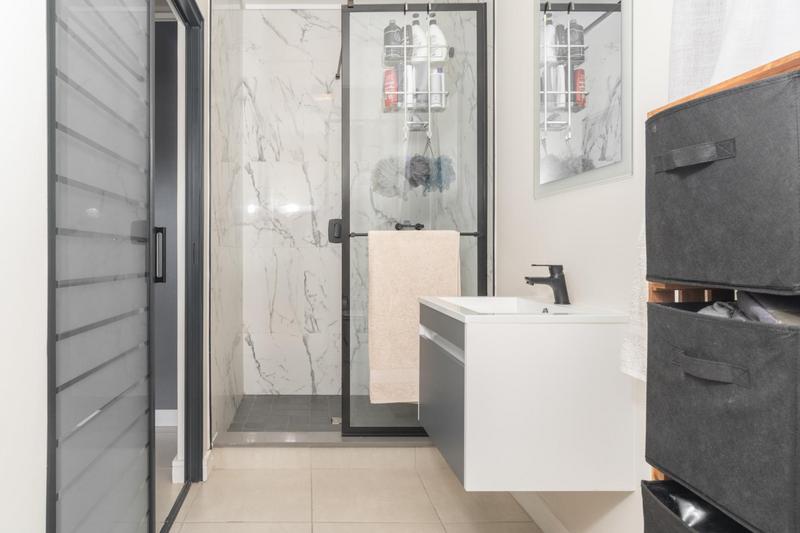 2 Bedroom Property for Sale in The Huntsman Western Cape
